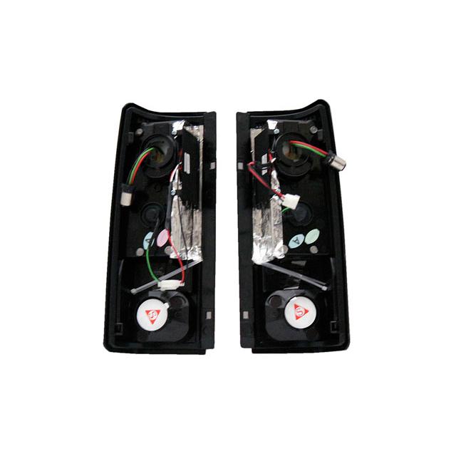 シボレーアストロ　テールランプ Amazon | AmeriLite 1985-2005 シボレー アストロ用 | GMC