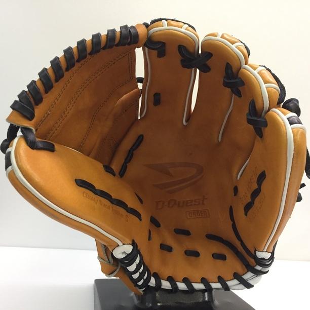 中古品 ディークエスト D-Quest 硬式 内野手用 オーダーグローブ 中古品 ディークエスト D-Quest 硬式 内野手用 オーダーグローブ