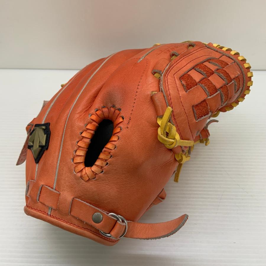 デサント DESCENTE 軟式 大人 一般 投手用 グローブ ピッチャー グラブ 右投げ DNG-ST6110 中古品  野球 8009 デサント DESCENTE 軟式 大人 一般 投手用 グローブ ピッチャー グラブ