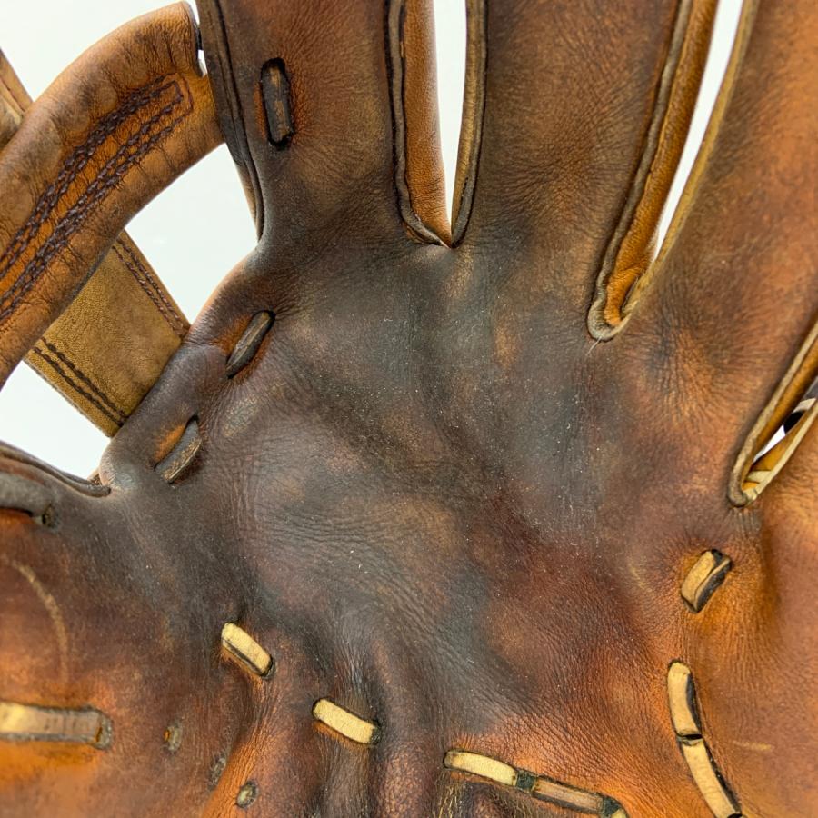 久保田スラッガー KUBOTA SLUGGER  硬式 大人 一般 内野手用 グローブ グラブ 右投げ オーダー 中古品  野球 8016の画像