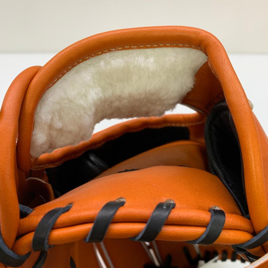 ウィルソン Wilson ウィルソンスタッフ Wilson Staff WBW104319 硬式 大人 一般 内野手用 グローブ グラブ 右投げ  タグ付き グローブ袋付き 野球 8750 ウィルソン Wilson ウィルソンスタッフ Staff WBW104319 硬式 大人