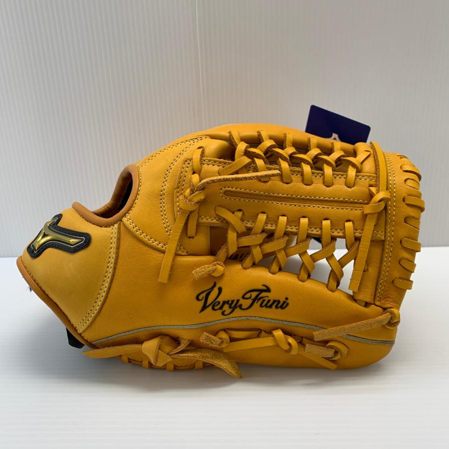 ミズノ MIZUNO ベリフニ 1AJGS18810 ソフトボール用 大人 一般 オールラウンド グローブ グラブ 右投げ  タグ付き  野球 8741 ミズノ MIZUNO ベリフニ 1AJGS18810 ソフトボール用 大人 一般 オール