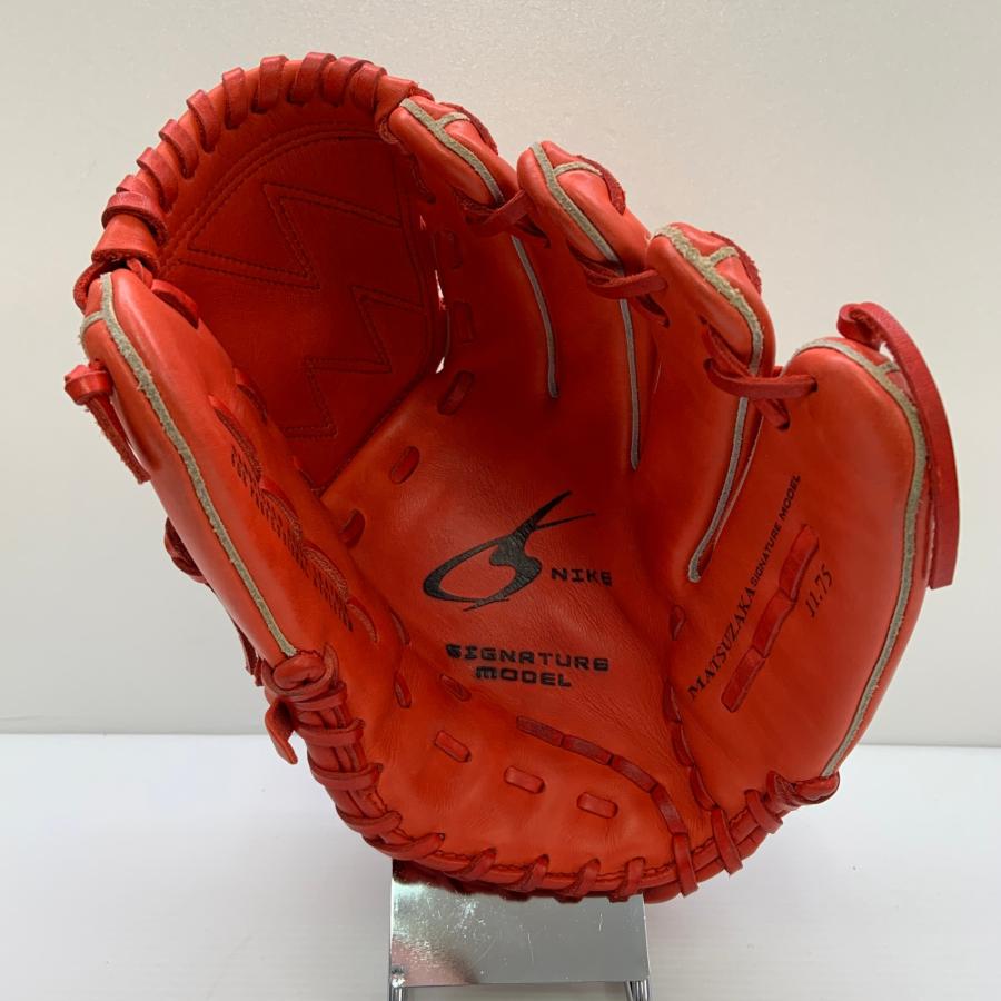ナイキ 一般軟式グローブ 投手用 松坂モデル ナイキ NIKE シグネチャーモデル 松坂モデル 軟式 大人 一般 投手用