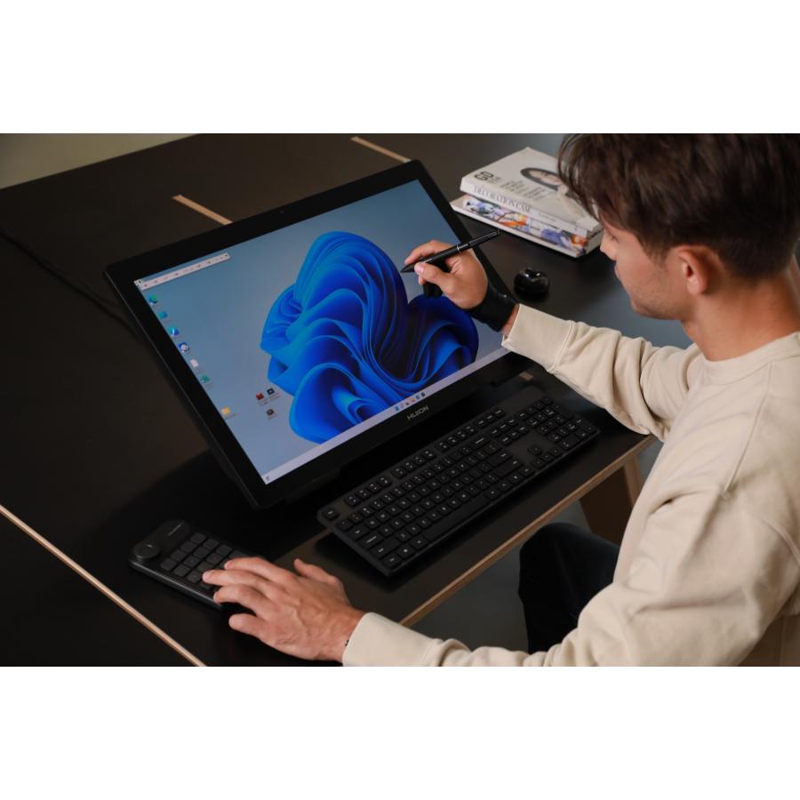 HUION 液タブ 液晶タブレット 絵描き イラスト 安い 高性能 薄型 HUION 液タブ 液晶タブレット 絵描き イラスト 安い 高性能 薄型