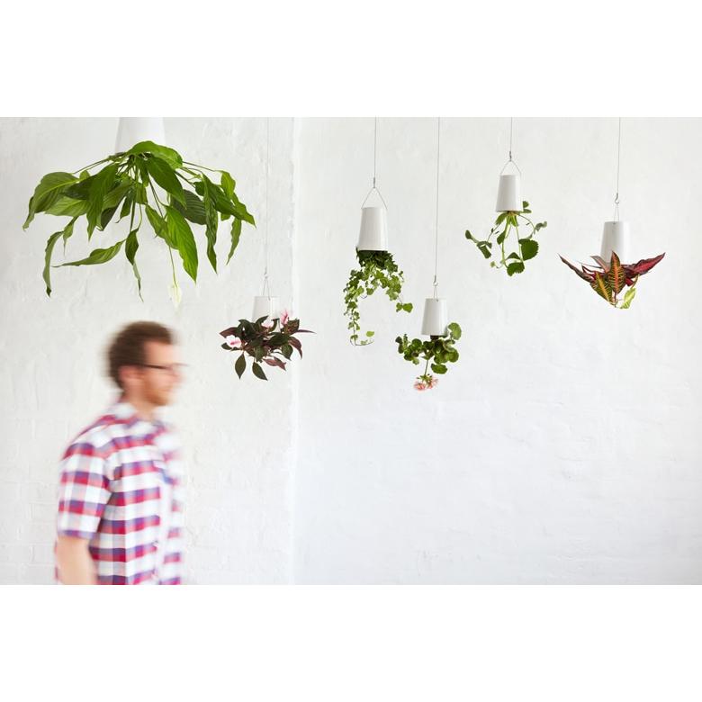 Skyplanter (スカイプランター)  / 逆さま自動給水プランター |  | 03