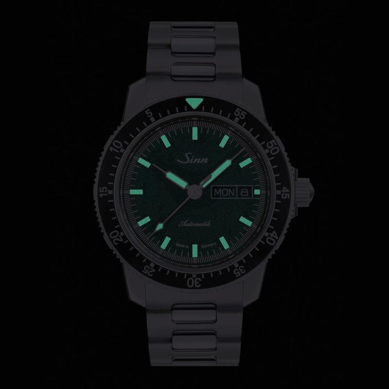 Sinn ジン 104.ST.SA.IG M ブレスレット（旧バックル）仕様 自動巻 [正規] | Sinn | 03