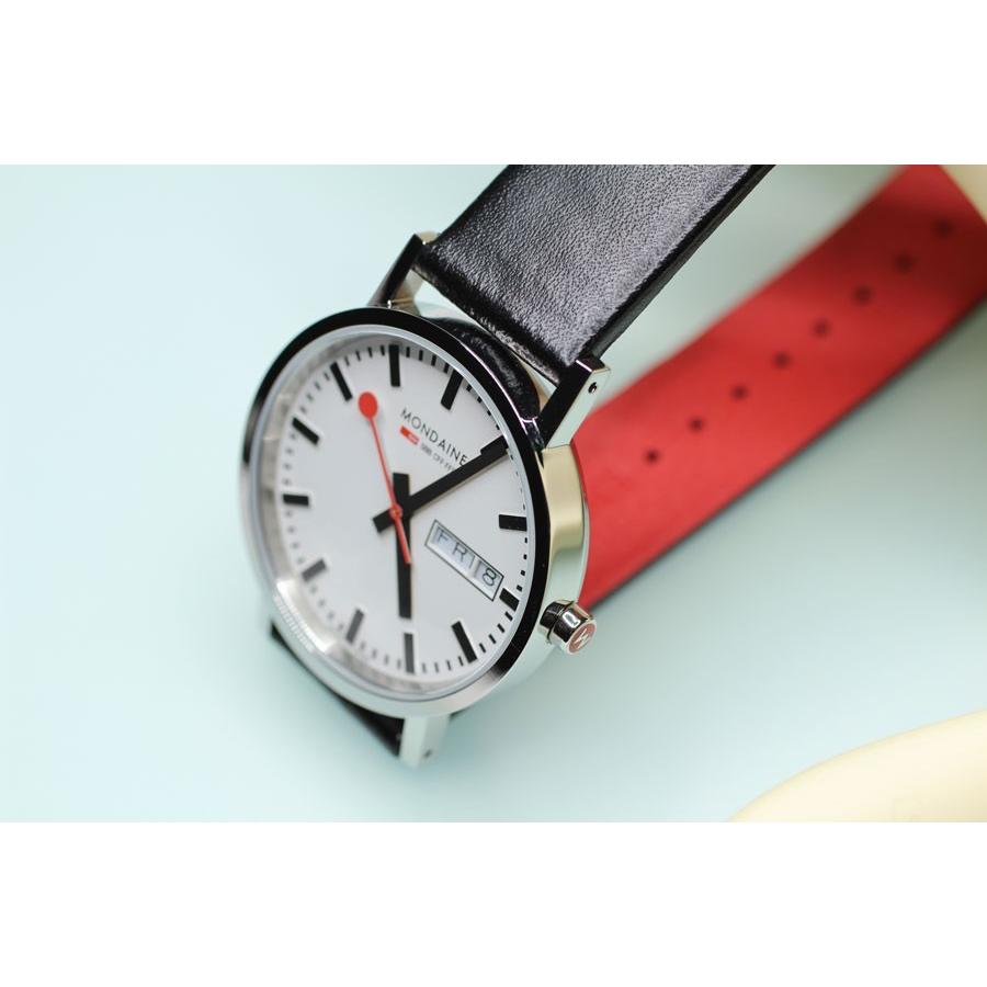 MONDAINE（モンディーン） 腕時計 クラシック デイデイト 36ミリモデル