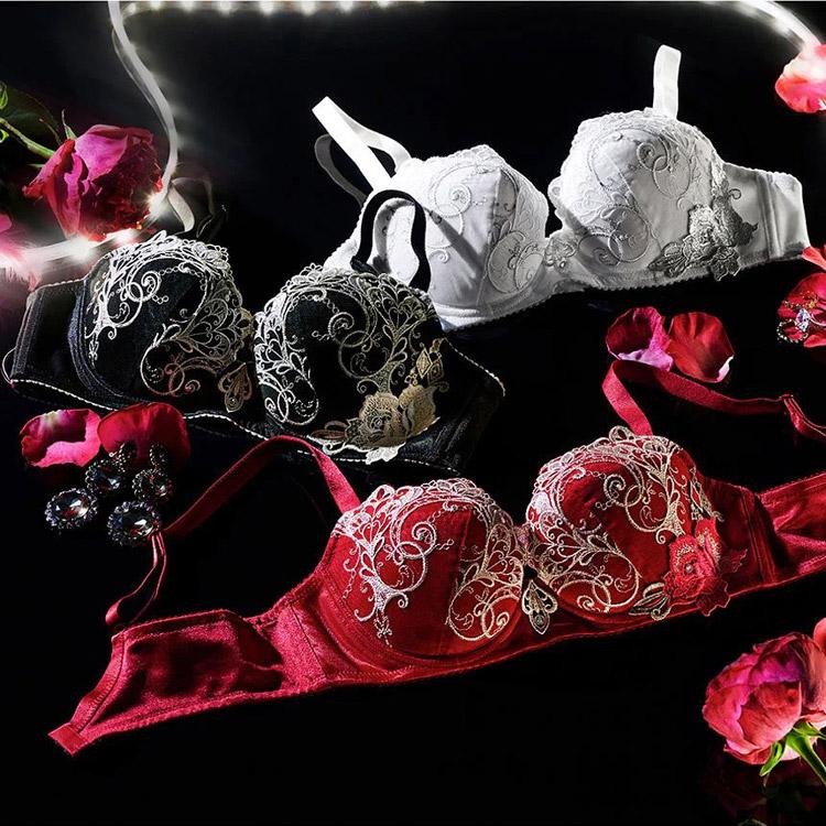 サルート（SALUTE） ワコール 70 女優ブラ ブラジャー BCカップ 谷間