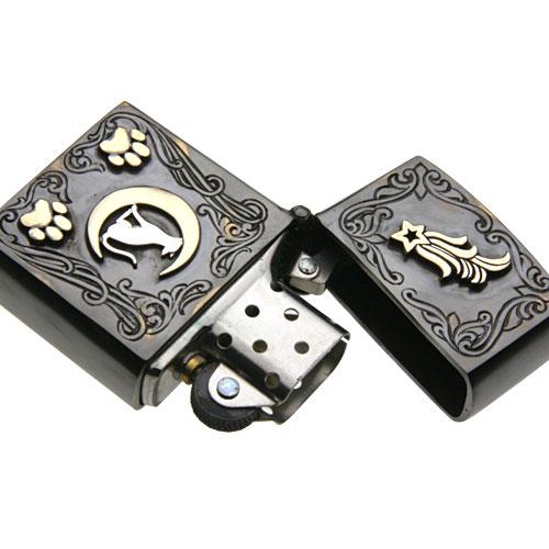 真鍮オイルライター 三日月 猫 キャット 猫モチーフ 月 夜空 星 流れ星 ねこ ファンタジー ZIPPO ジッポ ブラス アクセサリー s0030の画像