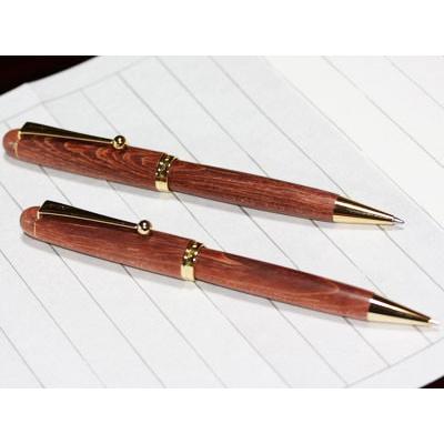 PILOT（パイロット） 油性ボールペン / カスタム カエデ（0.7mm）(BK