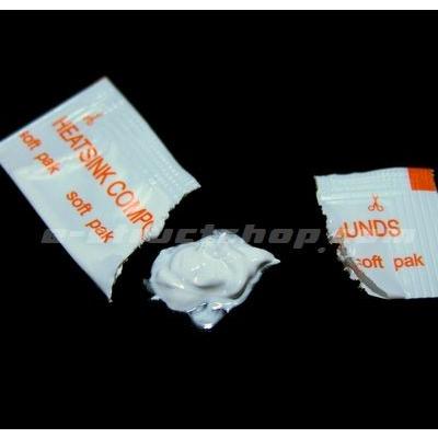 【送料無料】 放熱用 シリコングリス （小分け３パック） 便利な使い切りタイプ　IC LED などの放熱などに |  | 01