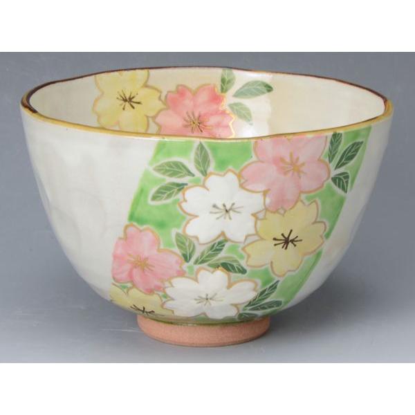 京焼・清水焼　限定販売「ガラシャの白詰草」茶碗　共箱　新品。 京焼・清水焼 抹茶碗 S0003 白磁金銀彩七宝紋 洸春窯／高島慎一