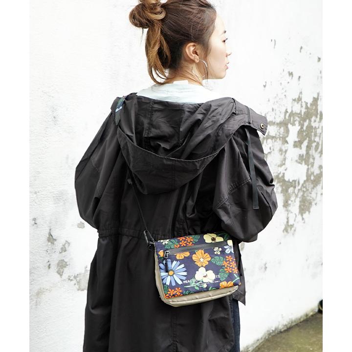 サコッシュ ポシェット レディース 夏 男女兼用 カバン バッグ ショルダーバッグ 軽量 ミニ 防水 撥水 花柄 無地 Wpc W P C K157 900 Kiu キウ ルーフサコッシュ イーザッカマニアストアーズ 通販 Paypayモール
