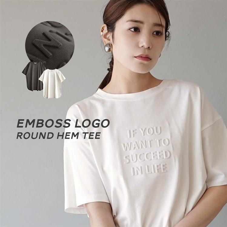 Tシャツ レディース トップス 半袖 夏 カットソー プルオーバー 大きいサイズ ゆったり エンボス加工 レタリングロゴ Tee ラウンドヘム イーザッカマニアストアーズ 通販 Paypayモール