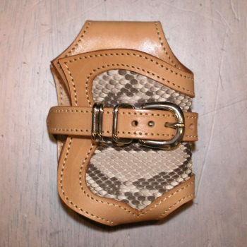 現品限り50％OFF！M-KK-SN-S-Sサイズ-カラーM艶無-RMパイソン携帯電話ケースSD-MKKSNS-REDMOON-レッドムーンモバイルケース・携帯ケース・携帯電話ケース