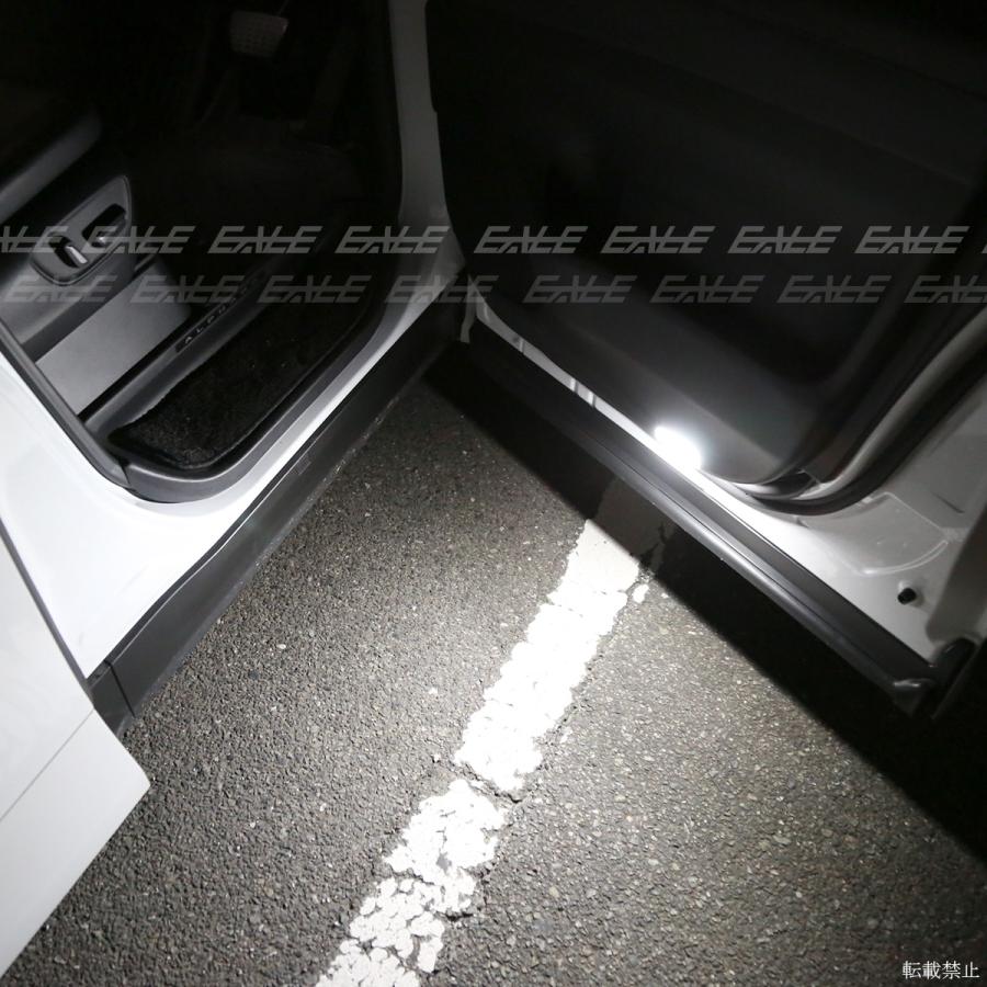 40系アルファード ランクル300 ランクル250 クラウン 80系ハリアー LED カーテシランプ ホワイト 2個 R-613 | トヨタ | 04