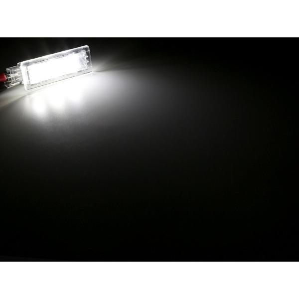 レーシングダッシュ LED インテリアランプ BMW 4ピン 汎用 カーテシランプ フットランプ ラゲッジランプ ルームランプ等 5605887W RD044 | BMW | 03