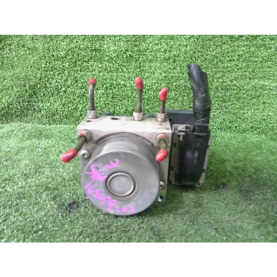 エブリイワゴン エブリィ ABA-DA64W DA64V ABSアクチュエーター PZ