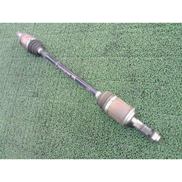 フィット DBA-GE9 左後ろ 左リア ドライブシャフト RS Sパッケージ 4WD