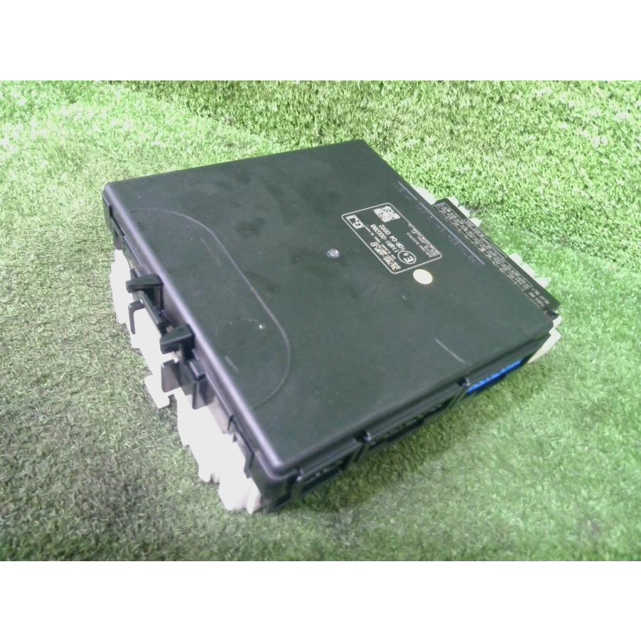 バレーノ CBA-WB42S ヒューズボックス XT K10C ZHJ H28年 36710-68P20 : アークパーツ Yahoo!ショップ - 通販 - Yahoo!ショッピング バレーノ CBA-WB42S ヒューズボックス XT K10C ZHJ H28年 36710-68P20 : アークパーツ Yahoo!ショップ - 通販 - Yahoo!ショッピング