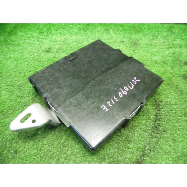アクア DAA-NHP10 エンジンコンピューター ECU 1NZ-FXE 1G3 デンソー