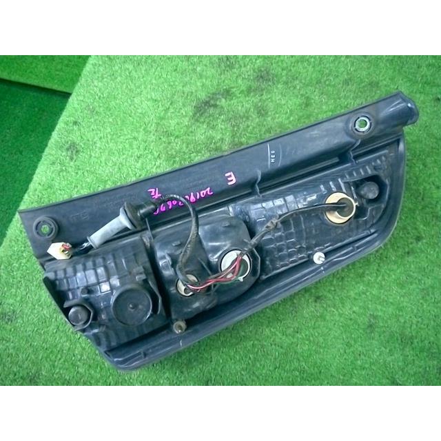 ブーン DBA-M301S 左 テールランプ テールライト K3-VE W16 81560