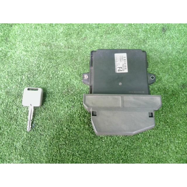 ラパン CBA-HE21S HF21S エンジンコンピューター ECU K6A ZJ3 33921  