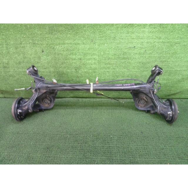 フィット DBA-GK3 GK4 GK5 GK6 リア アクスルビーム ASSY 13G L