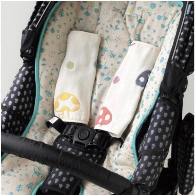 抱っこ紐 よだれカバー 2枚セット 抱っこ紐カバー リバーシブル ガーゼ 新生児 日本正規代理店品 マタニティ 可愛い 出産祝い ベビー 127 肌に優しい よだれパッド 赤ちゃん