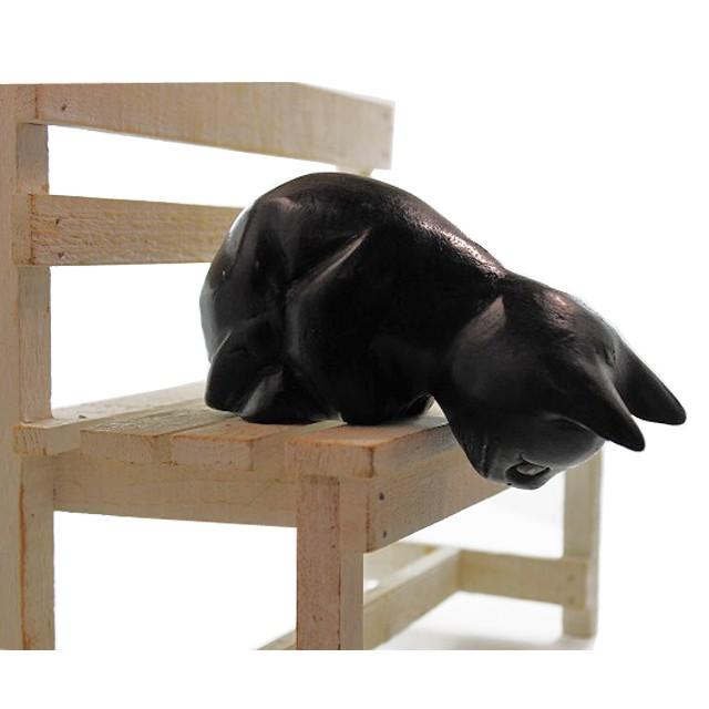 のぞき見ネコ 猫雑貨 ねこの置物 木彫りネコ 黒猫雑貨 かわいい猫の