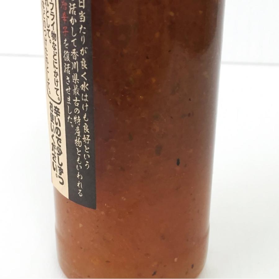 讃岐荘内半島でとれた幻の香川本鷹唐辛子100％使用特製旨辛たれ 200ml 堺屋醤油 |  | 01