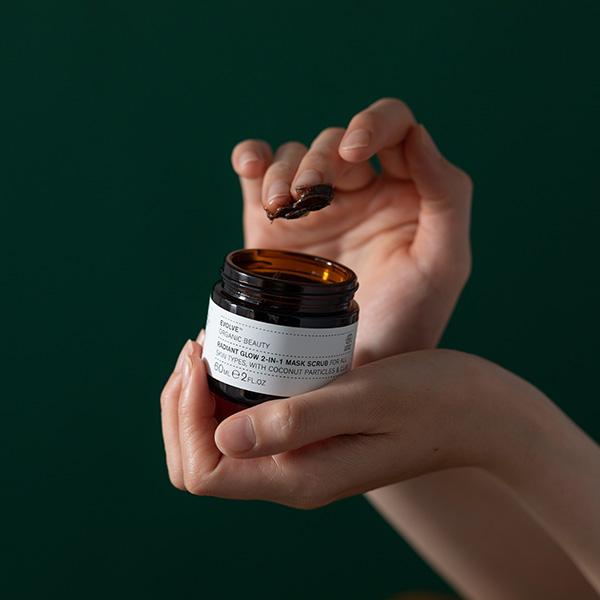 EVOLVE エボルブ【ラディアントグロウ 2-IN-1 マスクスクラブ