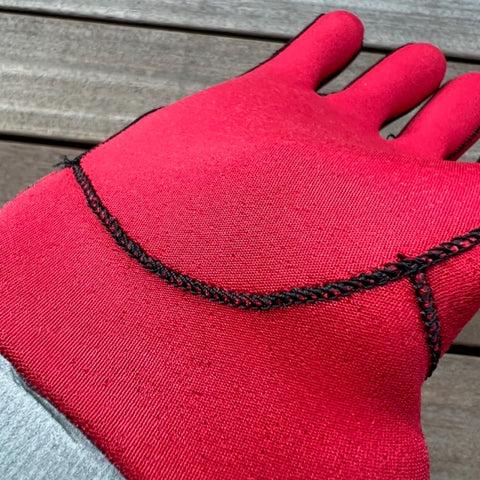 送料無料 2024モデル SURF8 Mサイズ スムースラバーグローブ サーフエイト SMOOTH RUBBER 2MM 新品 冬用 サーフィングローブ 83F2X9 サーフグローブ サーフ8 | SURF8 | 05