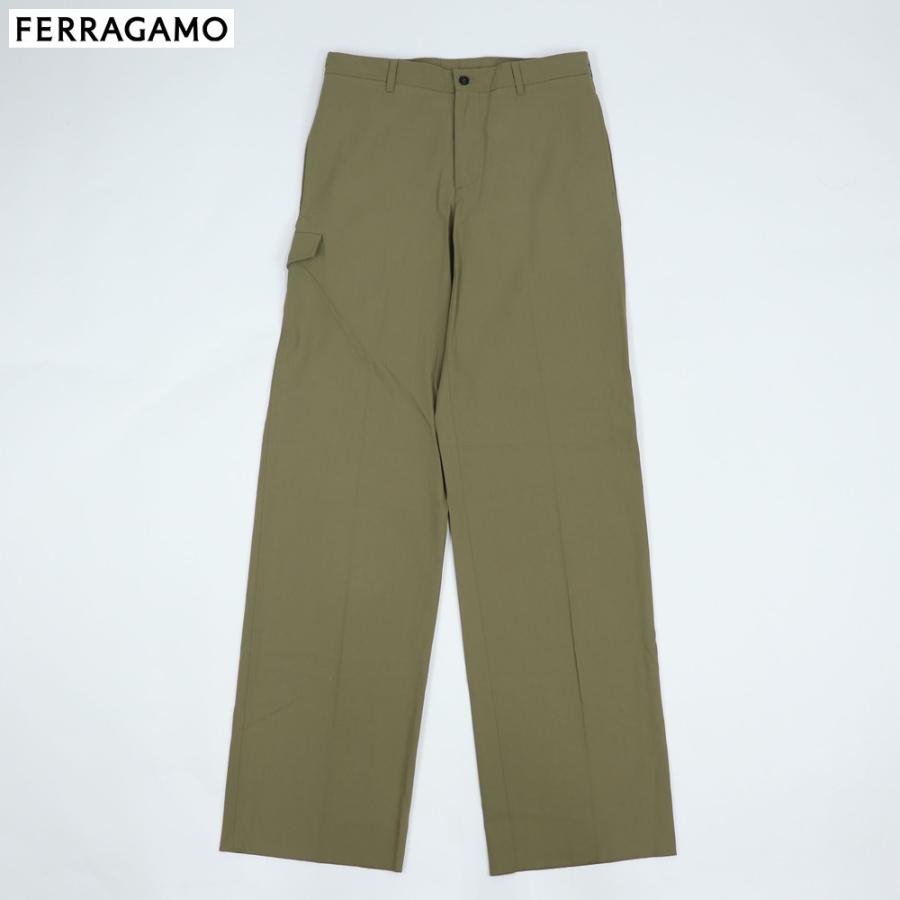 フェラガモ ボトムス パンツ レディース カーキ ストレートパンツ  