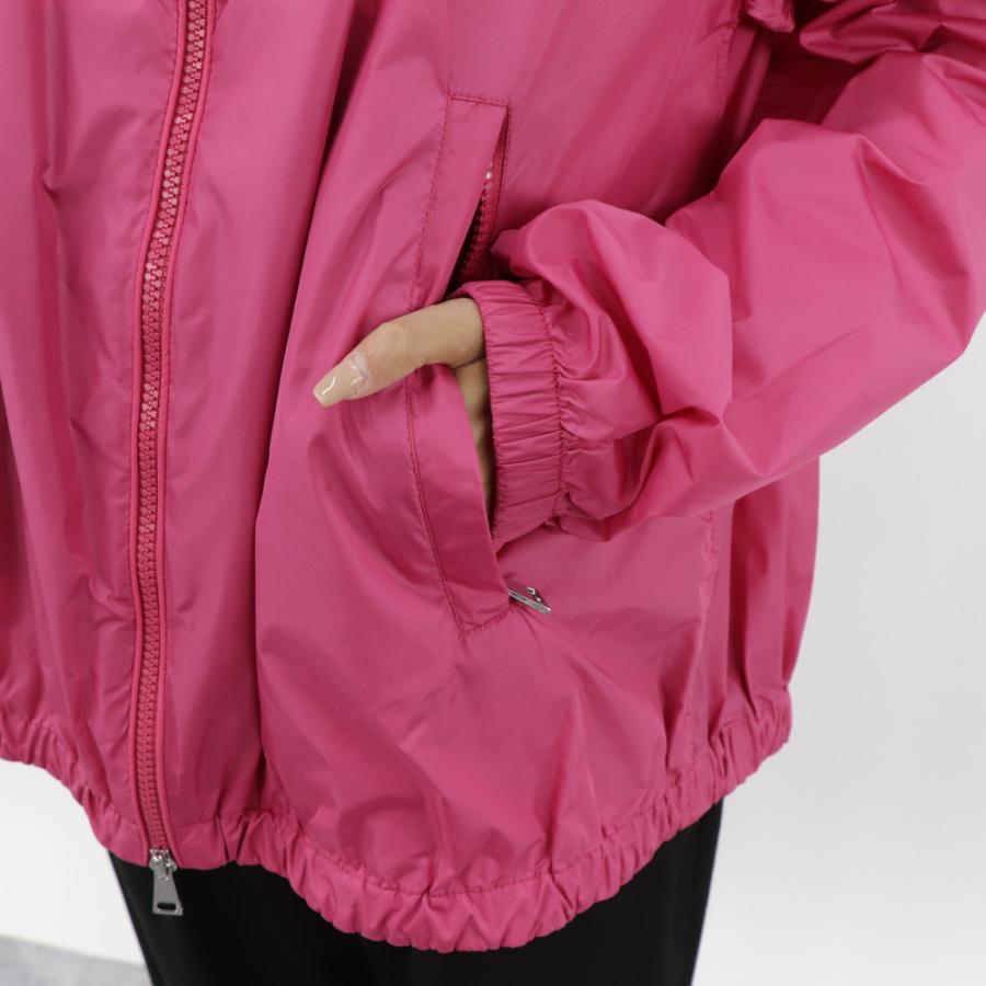 MONCLER ピンク ナイロンジャケット