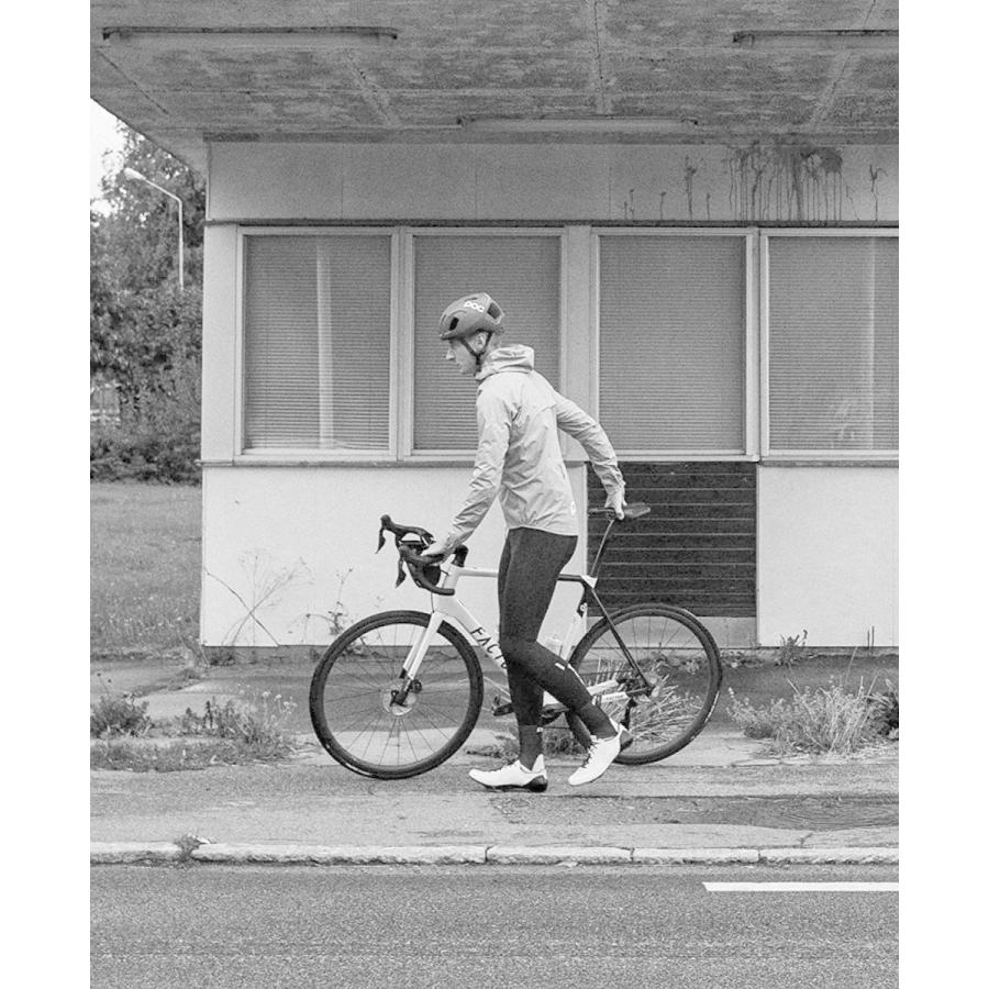 最新 POC Thermal Vpds ビブタイツ メンズ ウラニウム ブラック M 【FKP9051746170】(31800円)