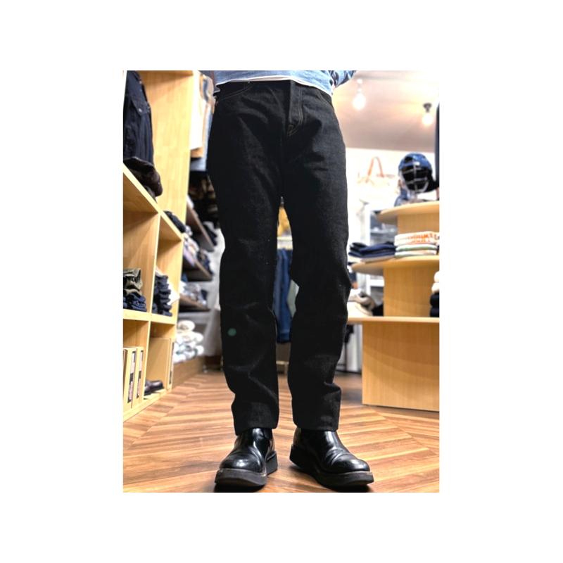 桃太郎ジーンズ（MOMOTARO JEANS） 'CLASSIC'15.7ozテーパードデニム