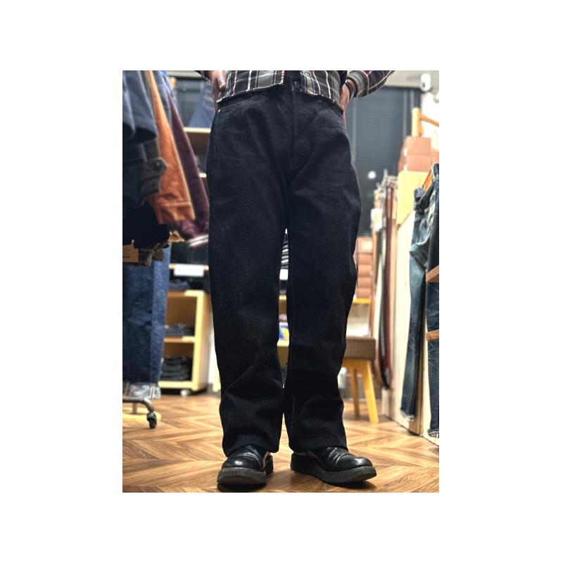 桃太郎ジーンズ（MOMOTARO JEANS） 13oz特濃セルビッチデニムワイド