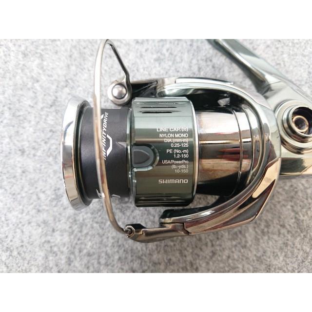 未使用品】 訳あり シマノ 22 ステラ C3000MHG スピニングリ−ル 