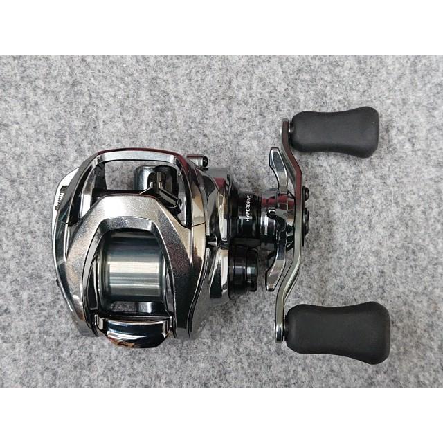 ダイワ　21　スティーズリミテッド　1000S-XHL　STEEZ　美品 ダイワ スティーズ リミテッド SV TW 1000S-XH 右ハンドル (ベイト