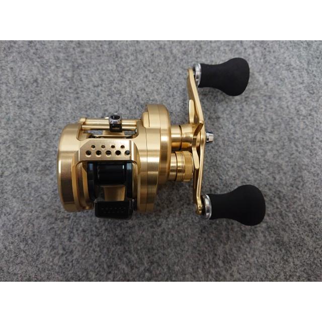 15オシアコンクエスト　200PG 未使用品 シマノ @【中古】 15 オシアコンクエスト 200PG (右) 両軸リール