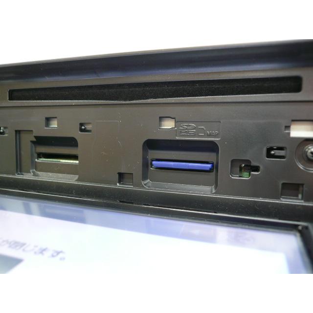 中古】 2025年版 パナソニック ストラーダ CN-RE04WD メモリーナビ 地