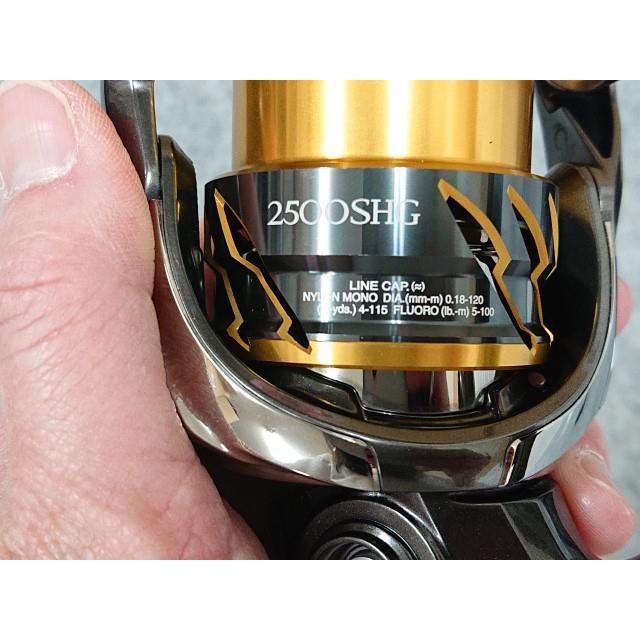 シマノ @【未使用品】 20 ツインパワー 2500SHG スピニングリ−ル TWIN
