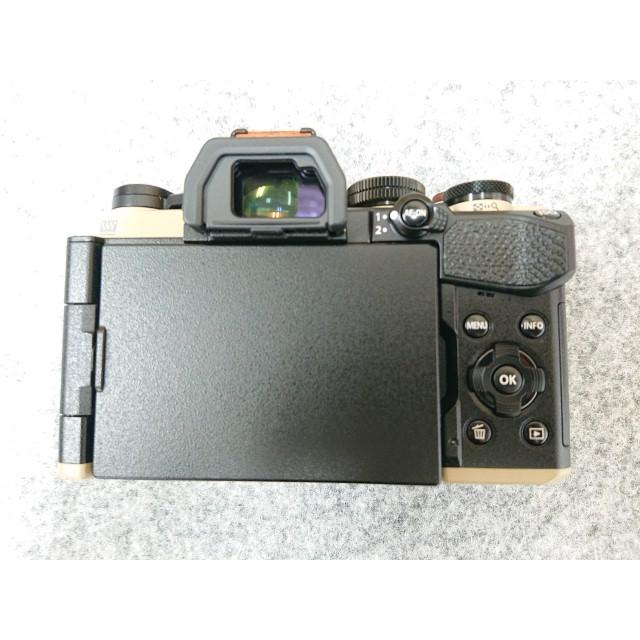 【ほぼ新品】OM-5 Mark II ボディ サンドベージュ OMデジタルソリューションズ ミラーレス一眼 OM-5 Mark II ボディー