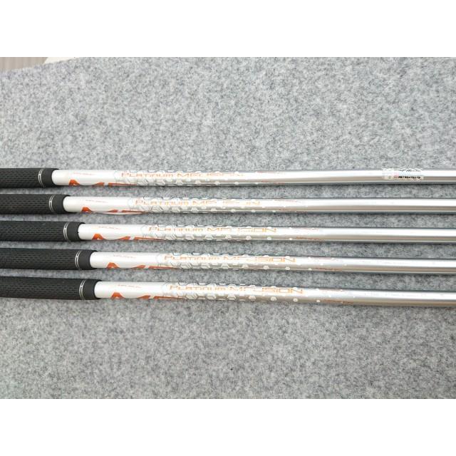 @【中古】 養老特注 ミズノ JPX923 FORGED #7-PW GW 5本 アイアンセット PLATINUM MFUSION i48 カーボン (R)の画像