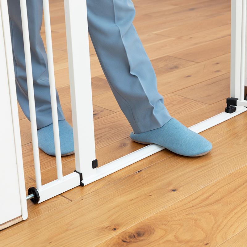 ベビーゲート ベビーフェンス 突っ張り ベビーズゲイト ローステップtype 日本育児 | nihonikuji | 21