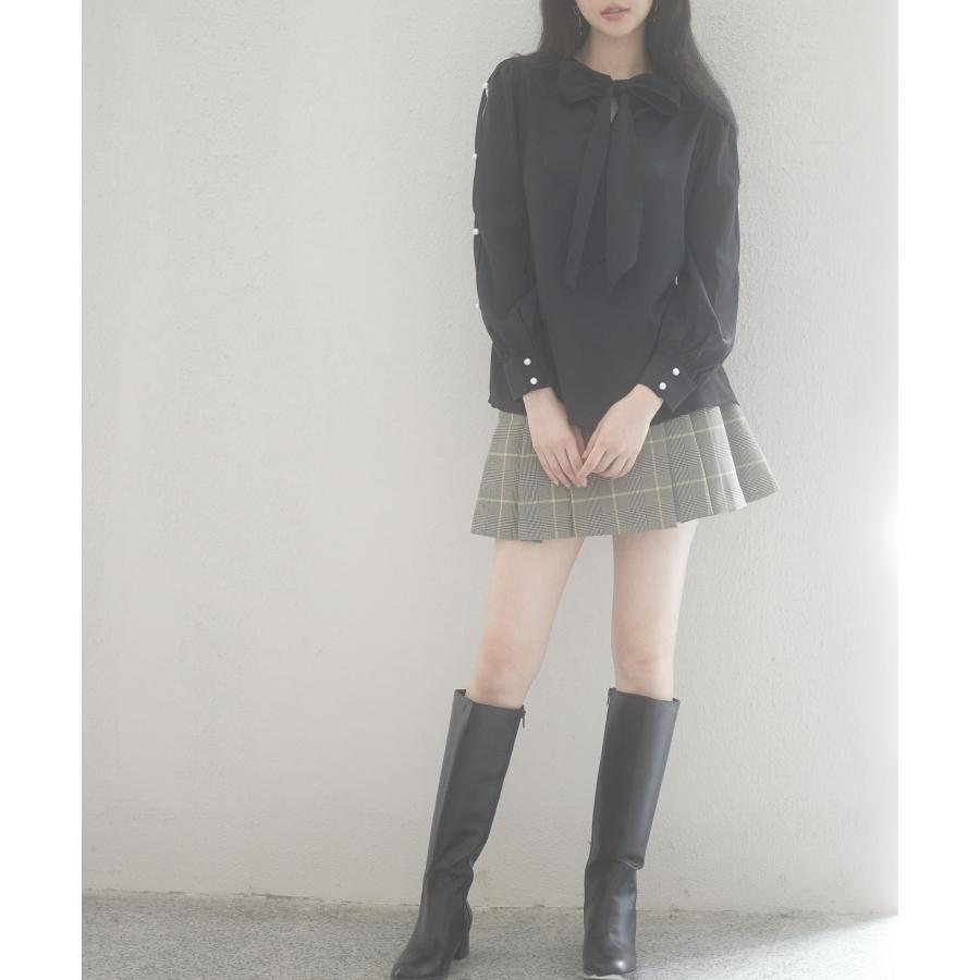 ブラウス レディース 長袖 クルーネック ゆったり ギャザー きれいめ リボン パールボタン ボタン開閉 とろみ素材 おしゃれ 可愛い オフィス |  | 02