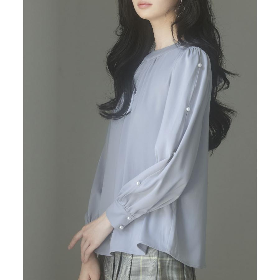 ブラウス レディース 長袖 クルーネック ゆったり ギャザー きれいめ リボン パールボタン ボタン開閉 とろみ素材 おしゃれ 可愛い オフィス |  | 08