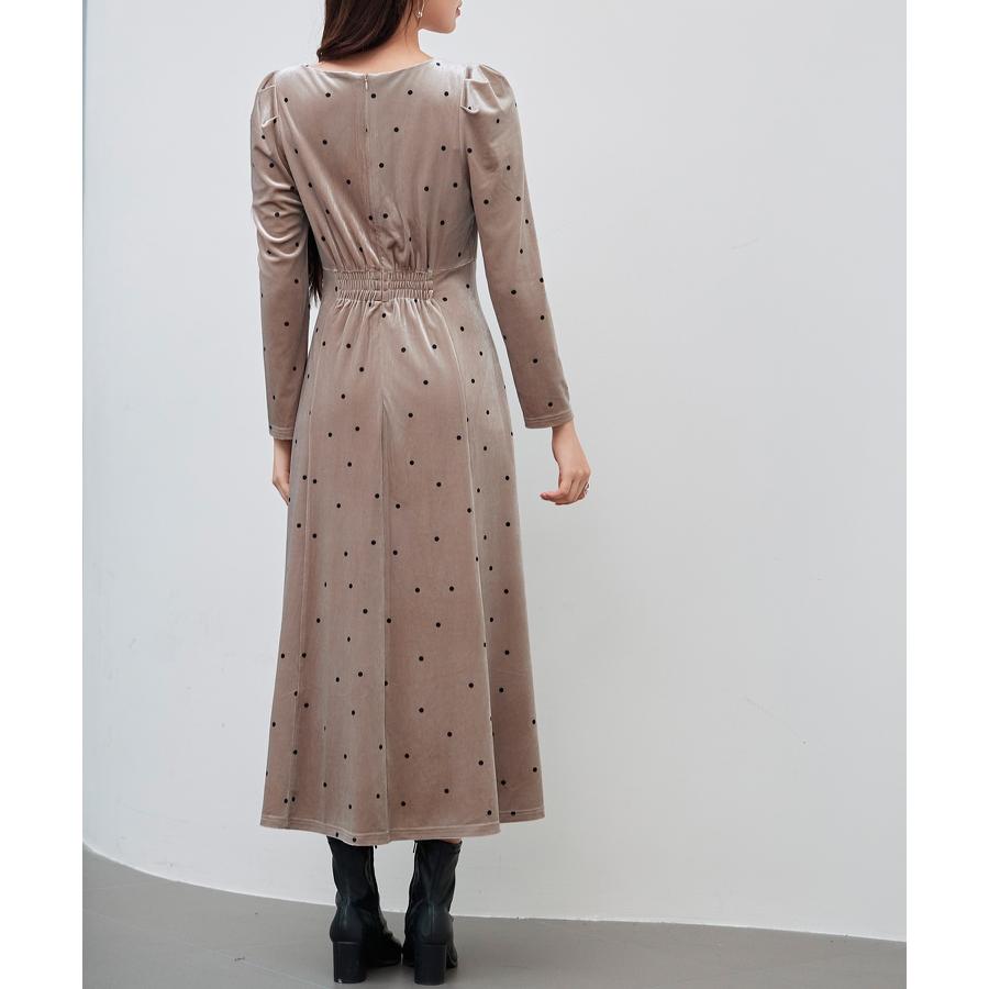 ワンピース ロングワンピース レディース ゆったり 長袖 ベロア素材 ドットプリント ボリュームスリーブ バックゴム 胸元シャーリング パワーショルダ |  | 14
