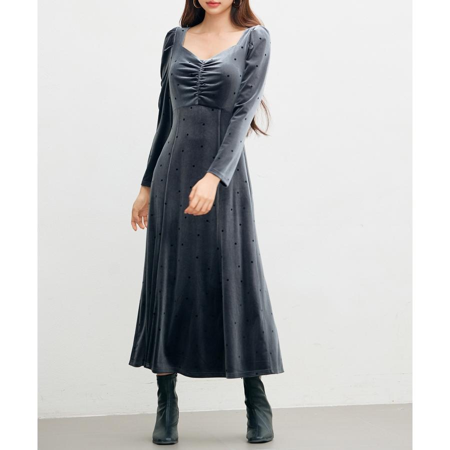 ワンピース ロングワンピース レディース ゆったり 長袖 ベロア素材 ドットプリント ボリュームスリーブ バックゴム 胸元シャーリング パワーショルダ |  | 05